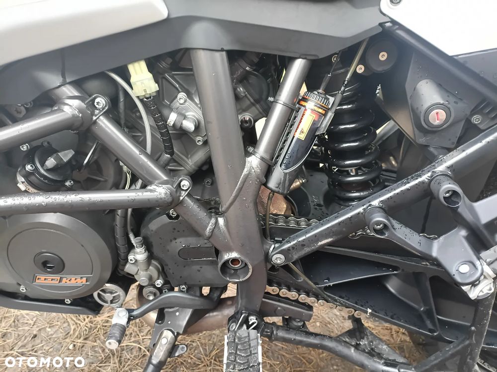KTM Adventure - 18