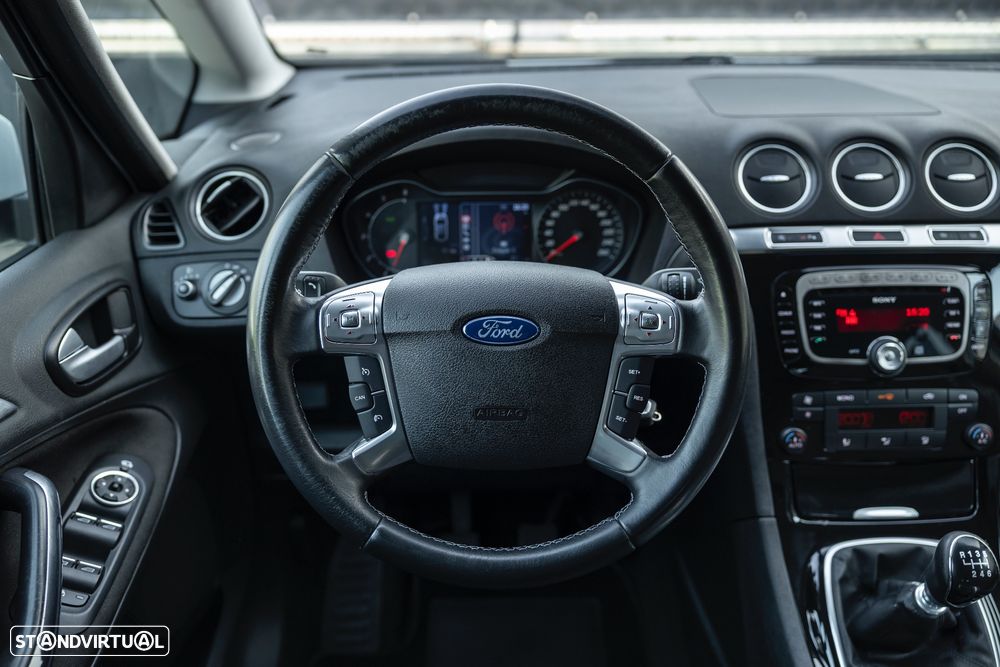 Ford S-Max 1.6 TDCi Titanium 7L - 7