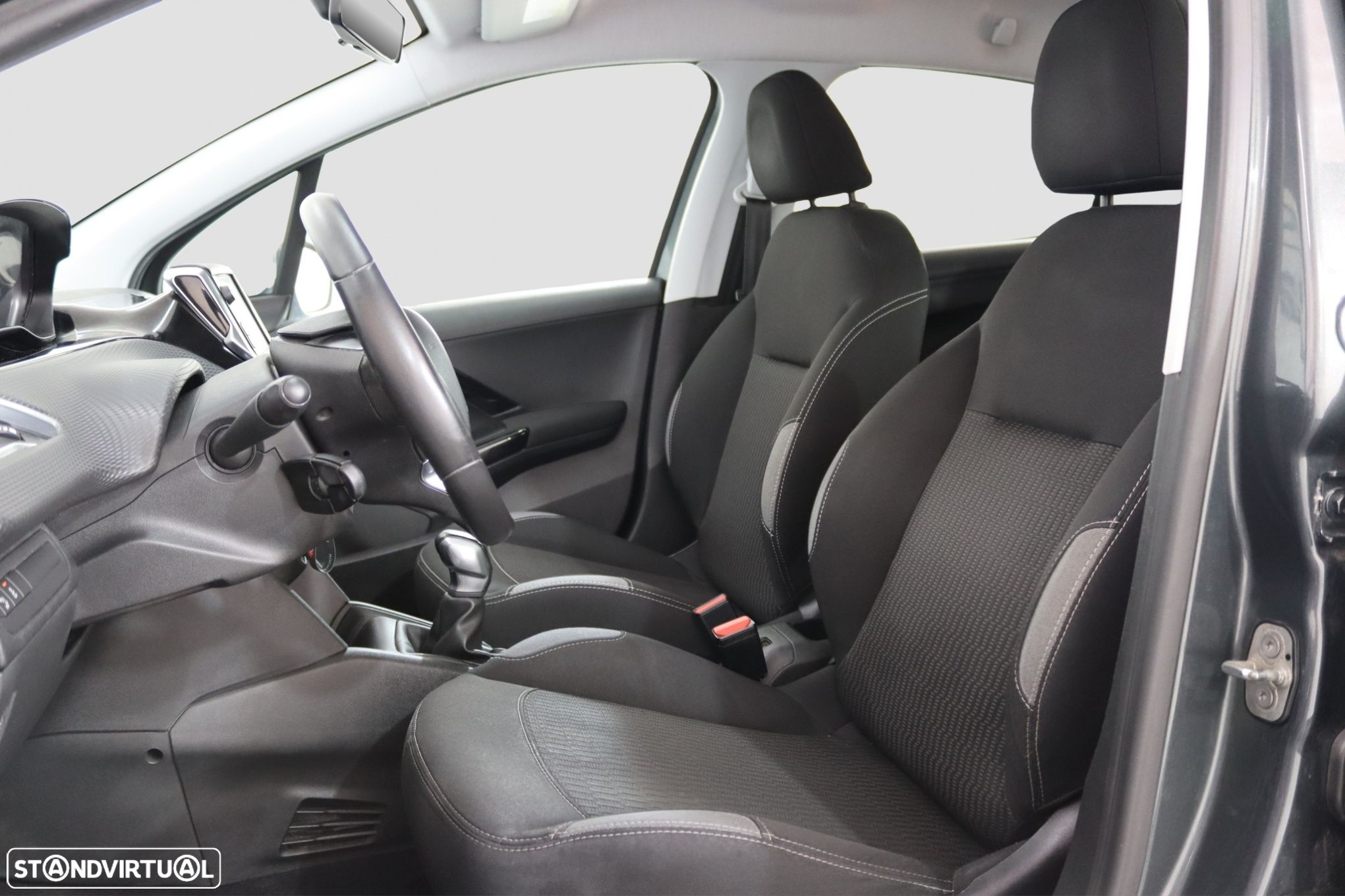 Peugeot 208 PureTech 82 Style - 10