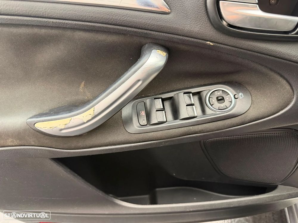 Ford S-Max 2.0 TDCi Titanium 7L - 6
