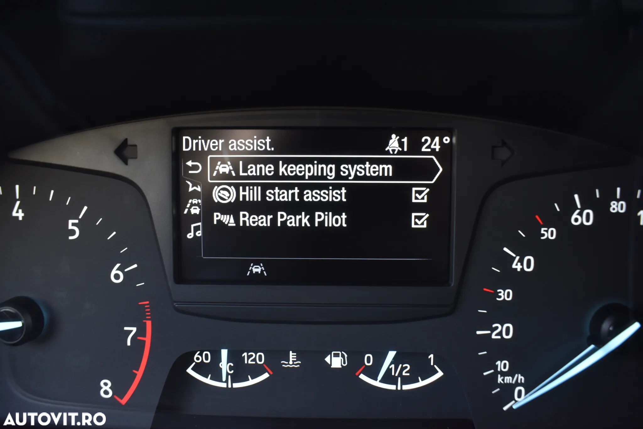 Ford Fiesta 1.0 EcoBoost Trend - 24