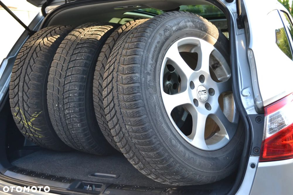 Nissan Qashqai+2 2.0 I-Way - 36