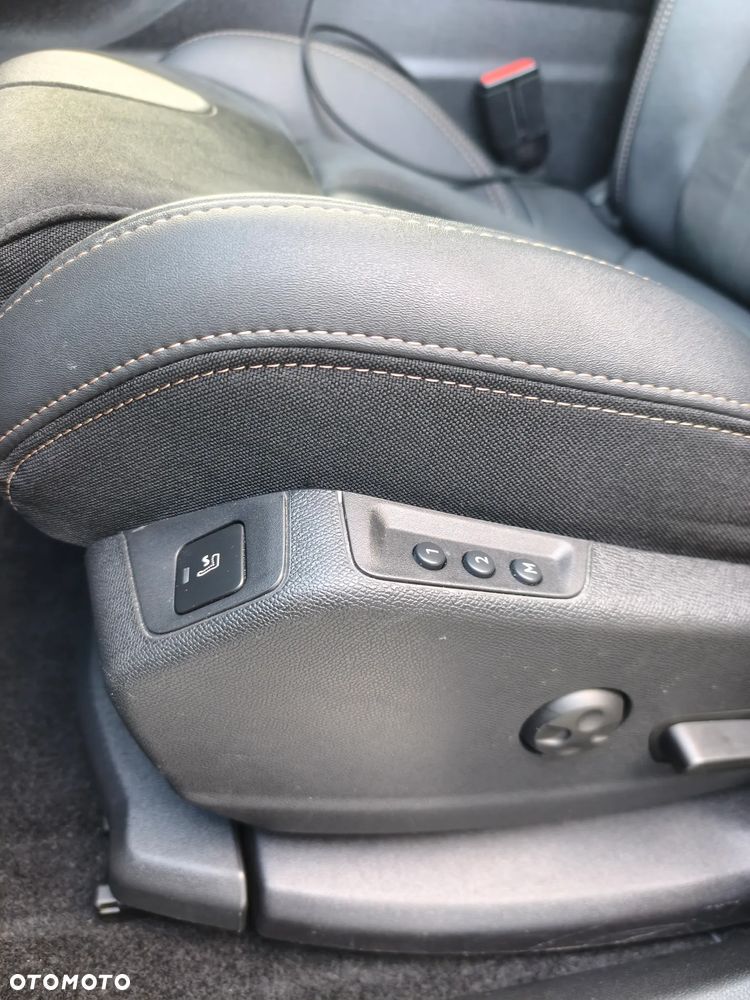 Peugeot 5008 2.0 BlueHDi GT Pack S&S EAT8 - 9