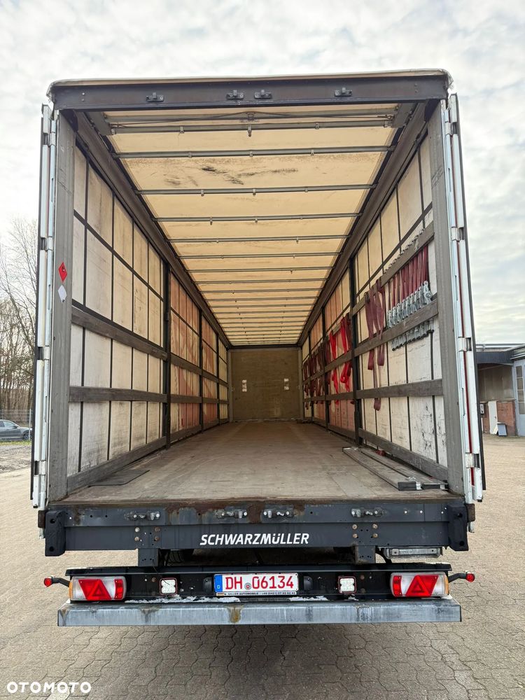 Schwarzmuller Schwarzmüller Curtainsider / Plandeka – 08/2020 – XL – 33 260 kg ładowności – 59 000 zł netto - 8