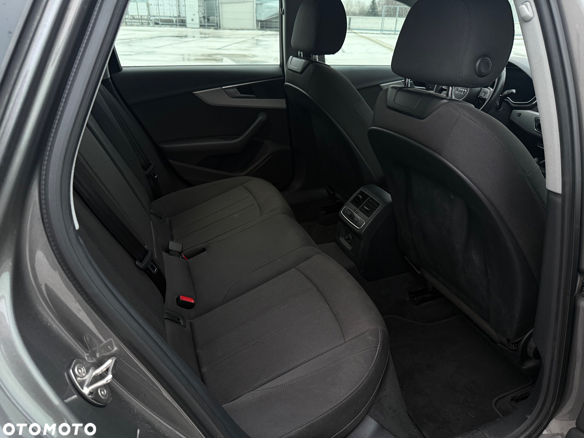 Audi A4 Avant 35 TFSI S tronic advanced - 15