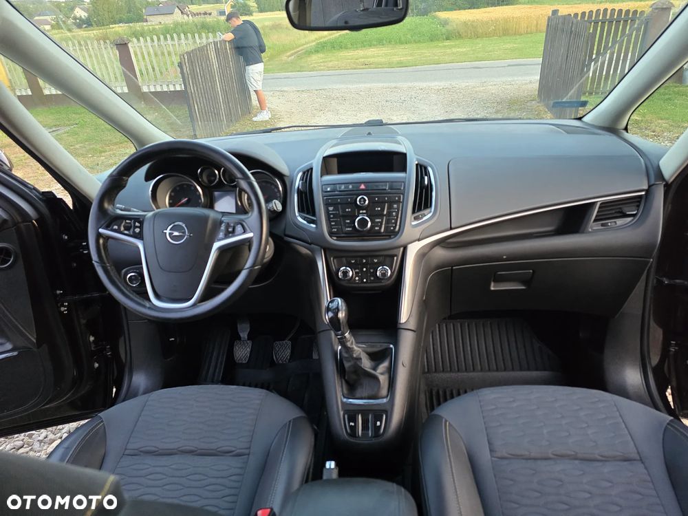 Opel Zafira Tourer 1.6 ECOTEC DIT ecoFLEX Start/Stop Edition - 9