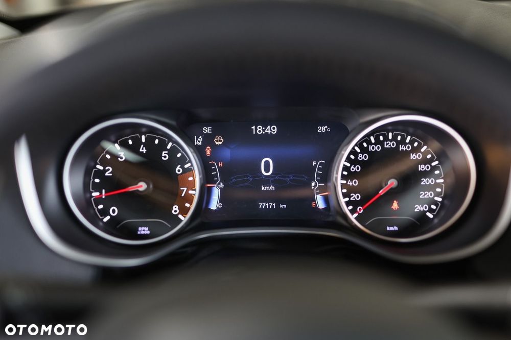 Jeep Compass - 18