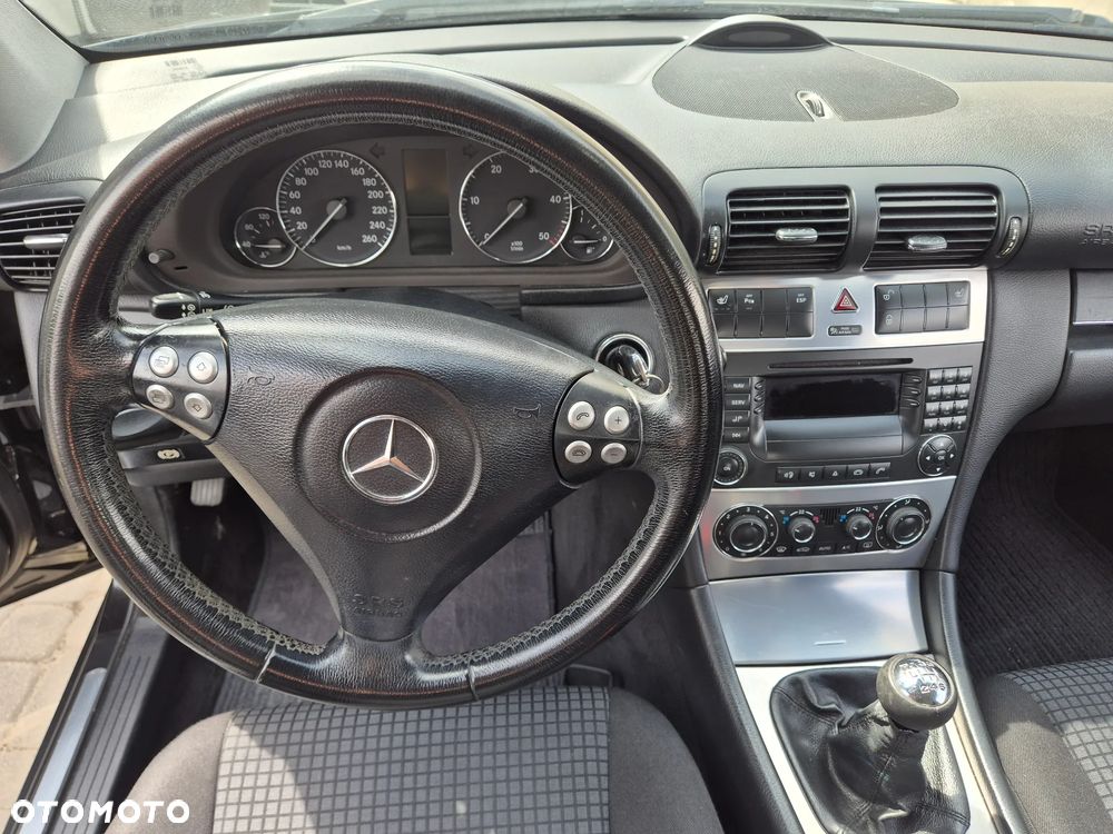 Mercedes-Benz Klasa C 200 CDI Sportcoupe - 10