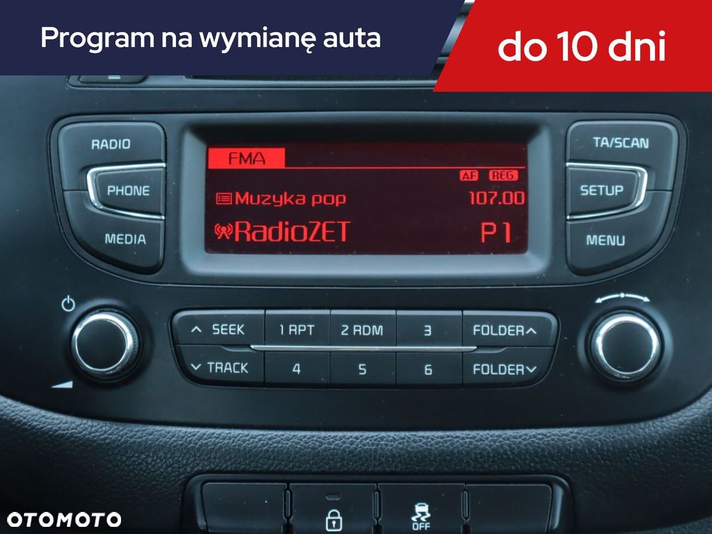 Kia Ceed - 14