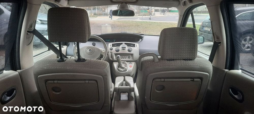 Renault Scenic 1.5 dCi Privilege - 7