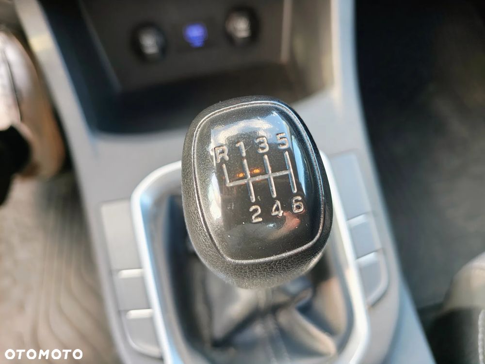 Hyundai i30 - 19