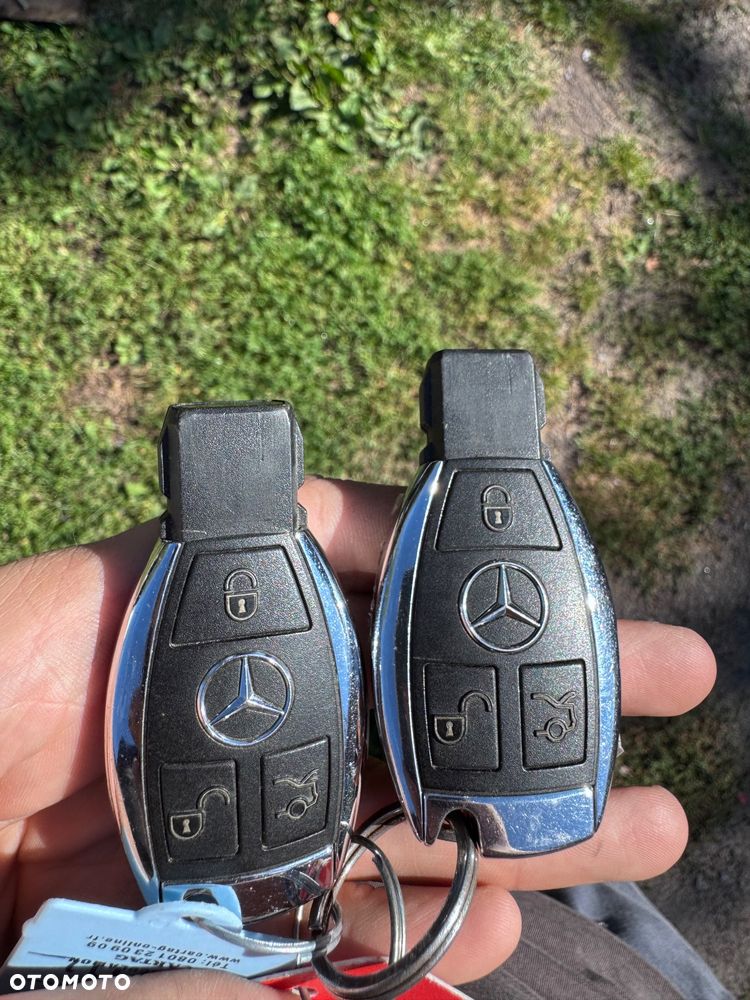 Mercedes-Benz Klasa E 220 CDI Elegance DPF - 16