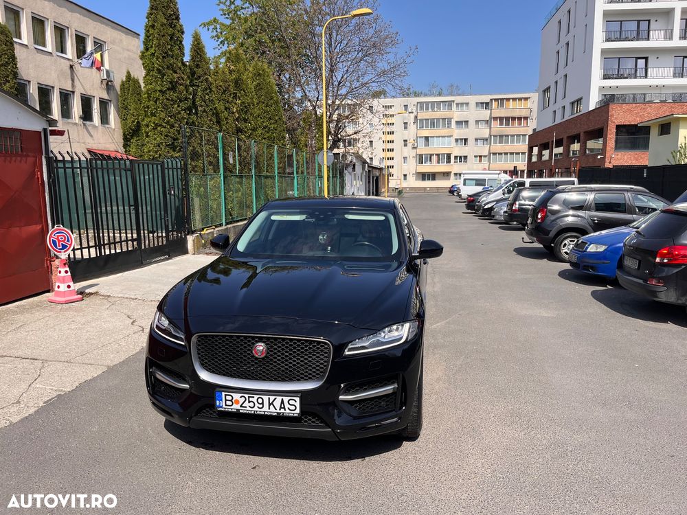 Jaguar F-Pace 30d AWD R-Sport - 13