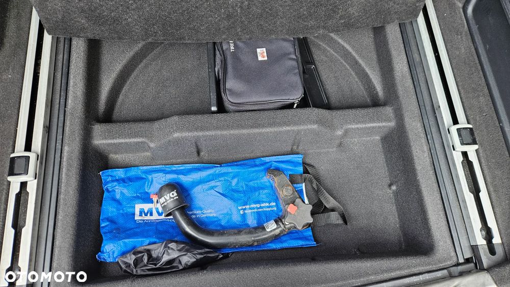 Hyundai i40 Kombi 2.0 Automatik Premium - 12