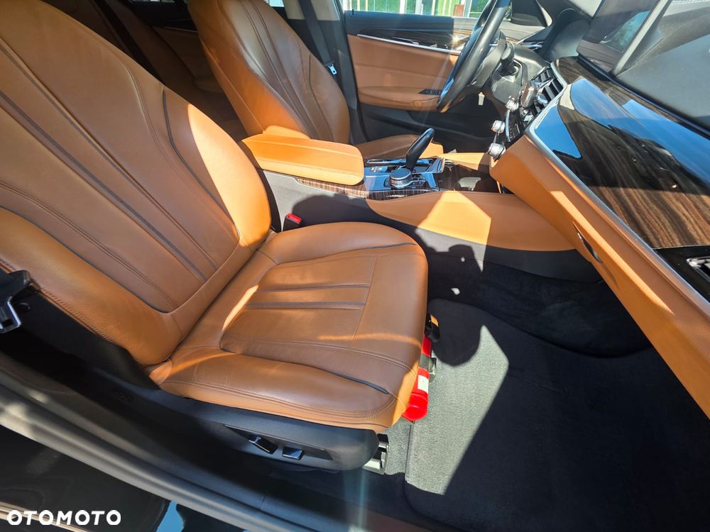 BMW Seria 5 520d mHEV Luxury Line - 11