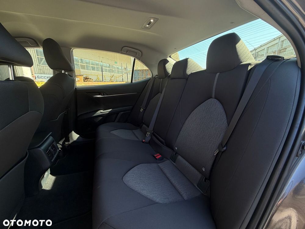 Toyota Camry 2.5 Hybrid Comfort CVT - 19