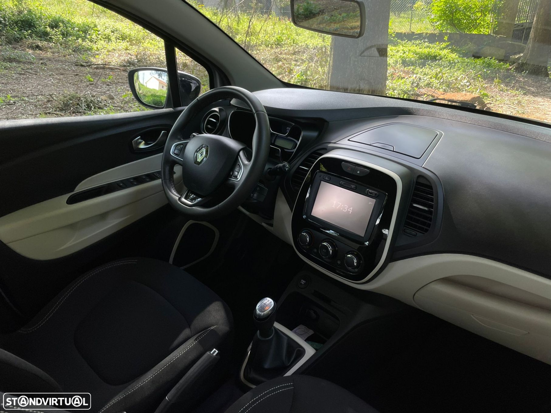 Renault Captur (ENERGY) TCe 90 INTENS - 24