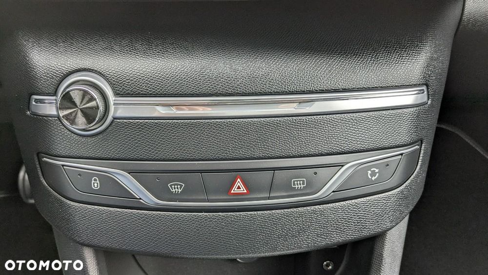 Peugeot 308 - 36