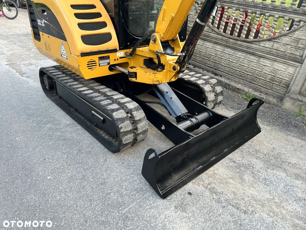 Caterpillar 302.5C * Minikoparka CAT 302.5 * 3 Tony * Długie Ramie * Stan Bardzo Dobry * - 20
