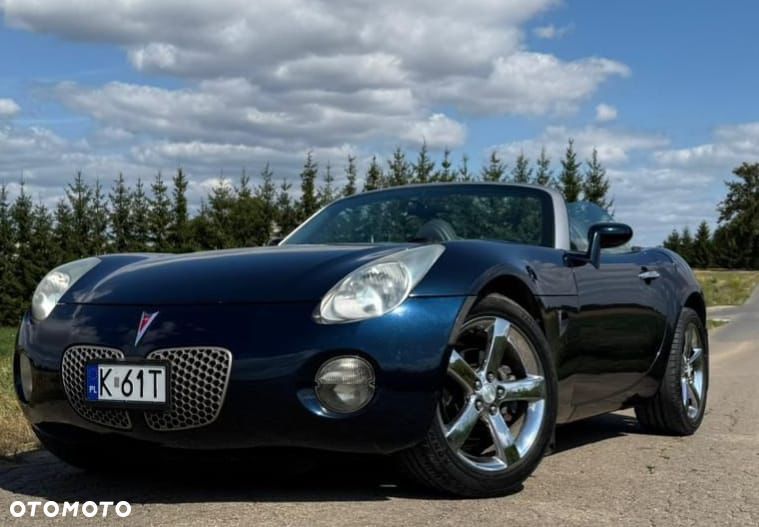 Pontiac Solstice - 1