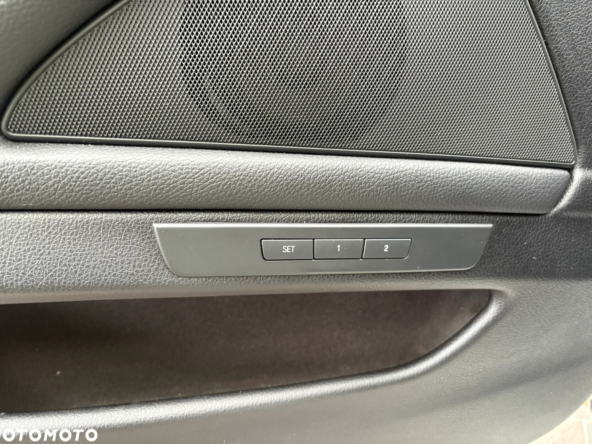 BMW Seria 5 520d - 27