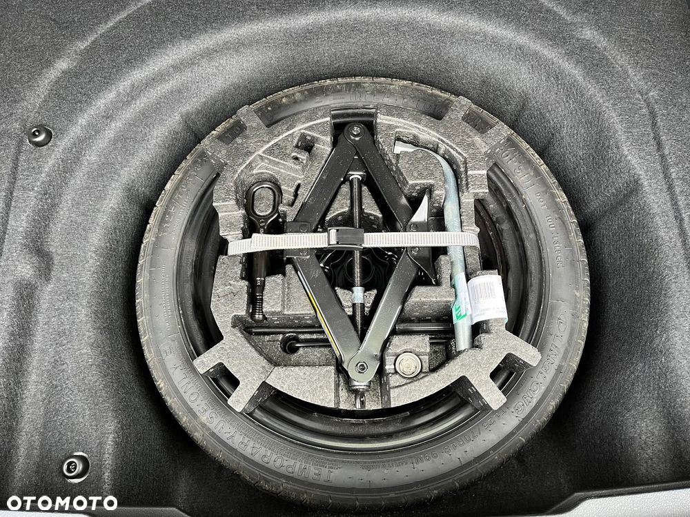 Volkswagen Passat Variant 2.0 TDI EVO Business - 19