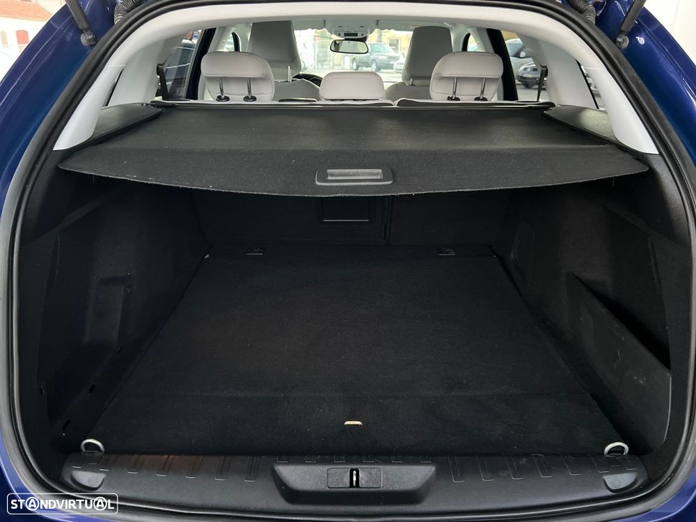 Peugeot 308 SW 1.5 BlueHDi Allure - 30