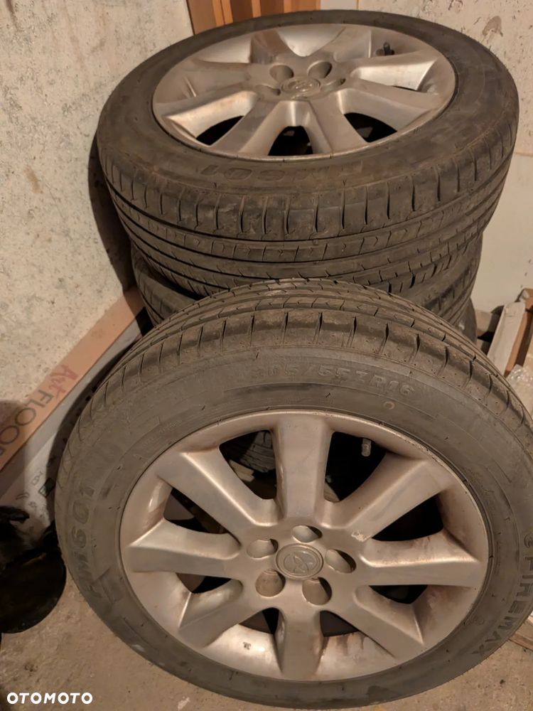 4 Koła Toyota, letnie opony 205/55 ZR 16 - 1