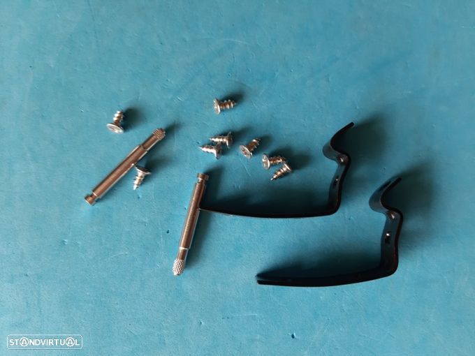 Kit reparação dobradiças porta luvas Audi A4 B6 e B7 de 2001 a 2008 NOVO - 2