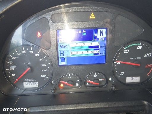 Iveco STRALIS 480 km z retarderem low-deck - 29