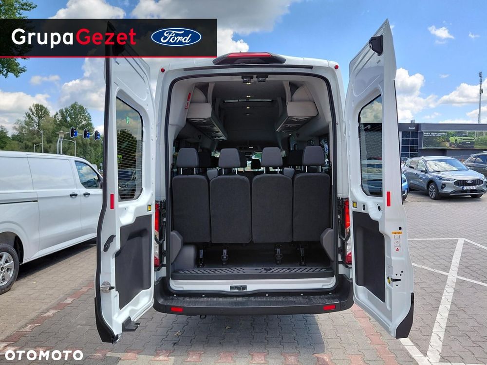 Ford Transit - 28