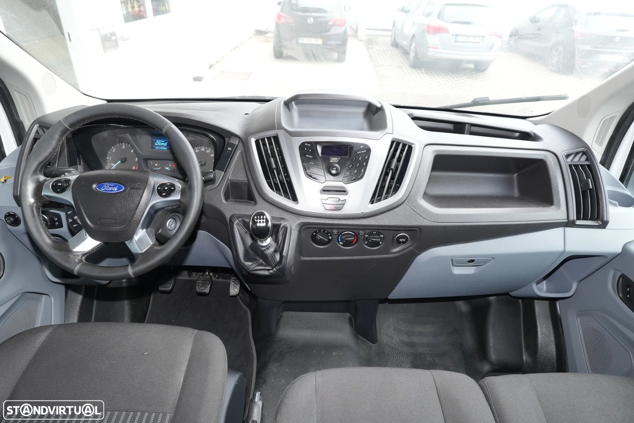 Ford Transit 2.0EcoBlue 130cv 7Lugares - 11