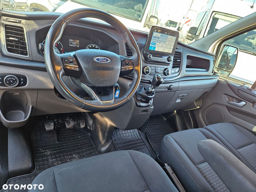 Ford transit-custom L2H1 *99999zł NETTO* Brygadówka 6 osób 2.0TdCi/131KM - 23