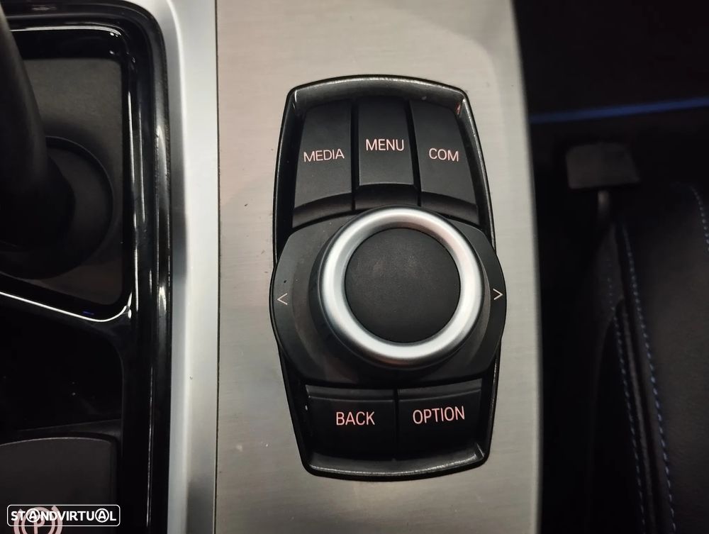 BMW X4 20 d xDrive Pack M Auto - 38