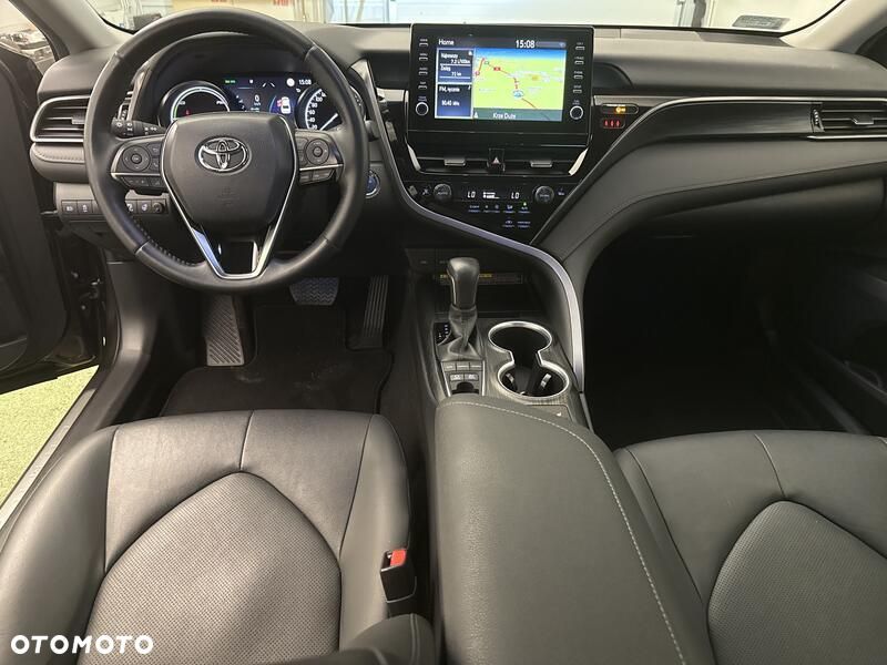 Toyota Camry 2.5 Hybrid Executive CVT - 23
