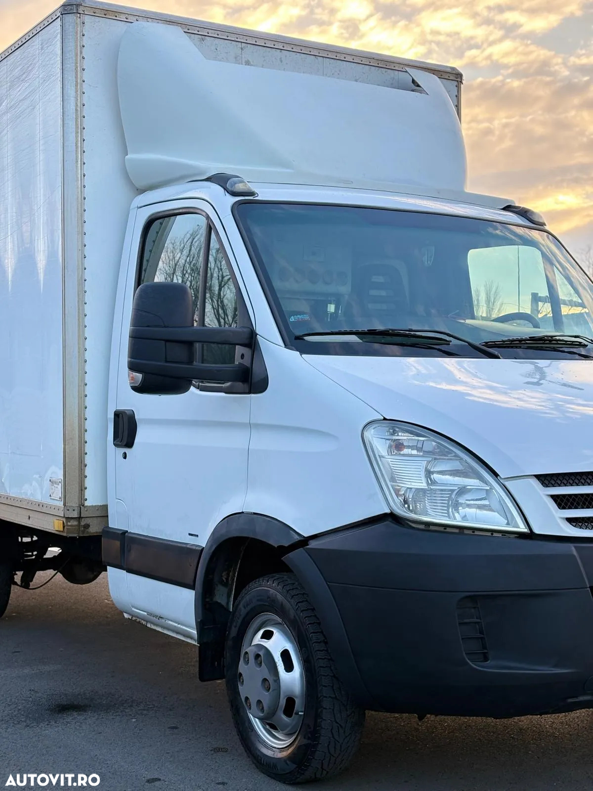 Iveco Daily 35C cu Lift - 4