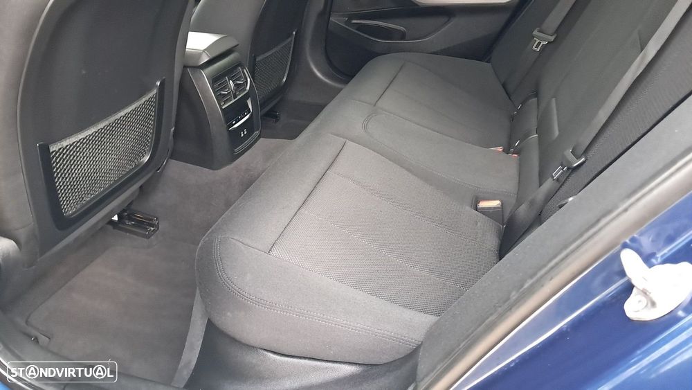 BMW 330 e Corporate Edition Auto - 41