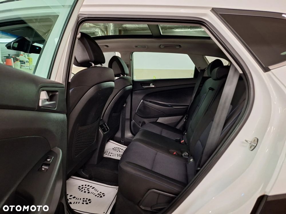 Hyundai Tucson 1.6 T-GDI TourdePologne 2WD - 17