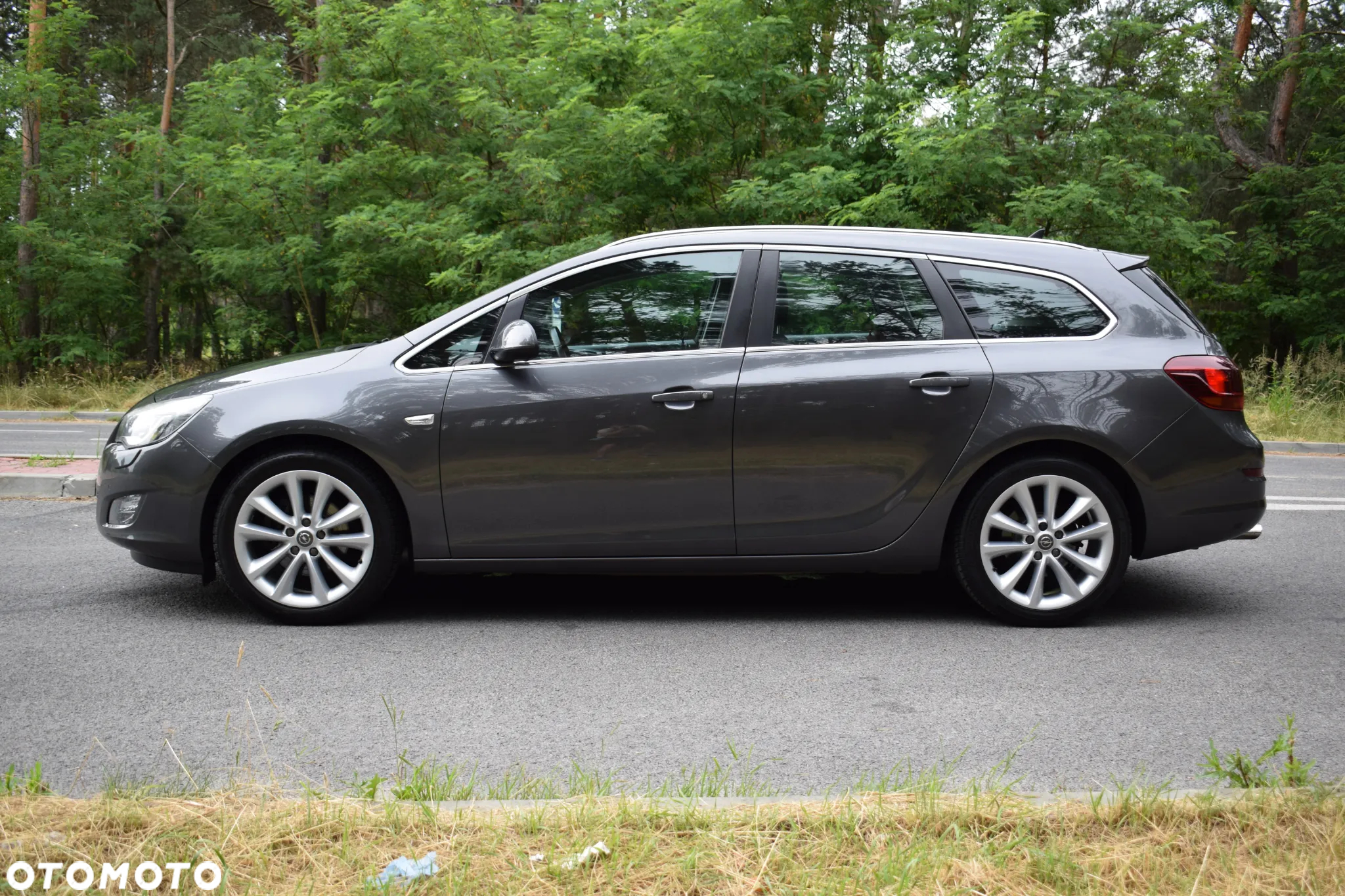 Opel Astra 1.6 Turbo Cosmo - 8