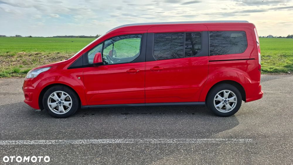 Ford Tourneo Connect Grand - 5