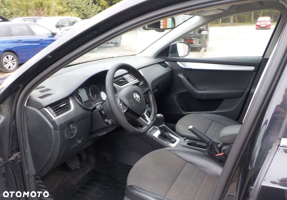 Skoda Octavia - 15