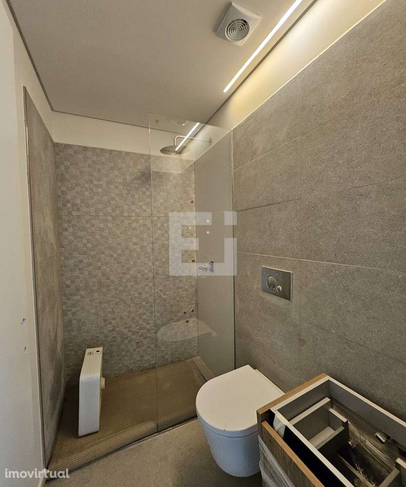 Apartamento T2 DUPLEX COM TERRAÇO Novo no Centro do Porto - Grande imagem: 5/20