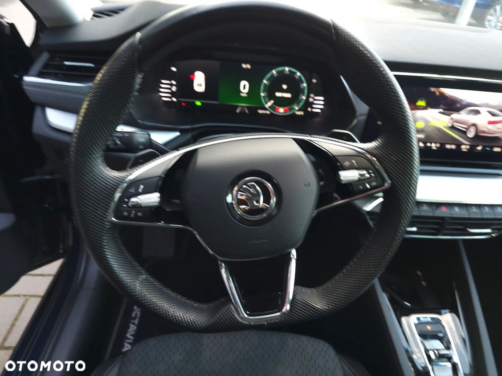 Skoda Octavia - 25