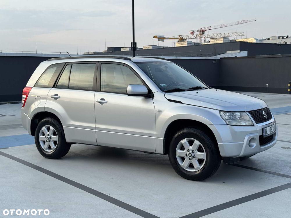 Suzuki Grand Vitara 2.0 Comfort - 14