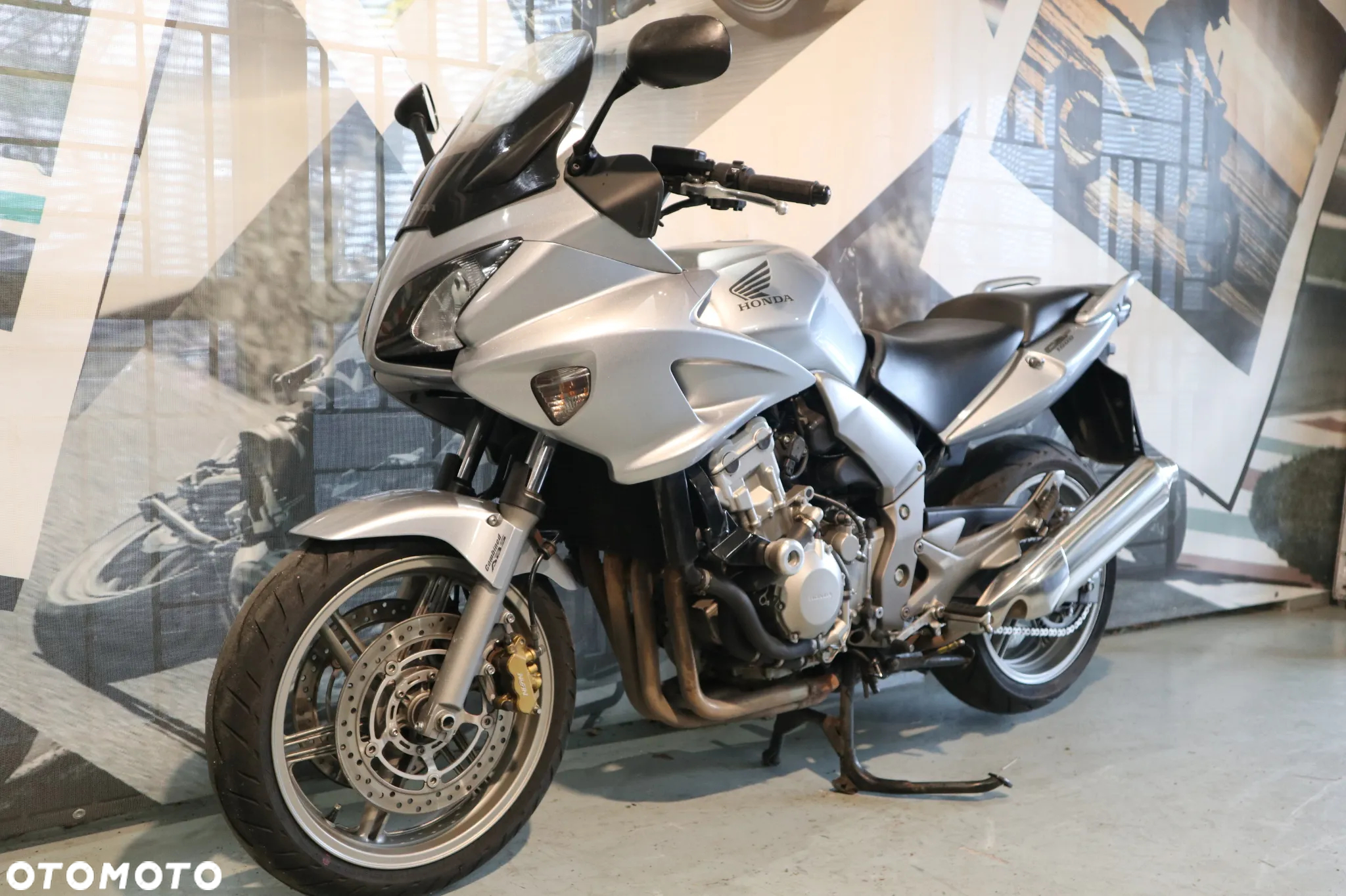 Honda CBF - 2