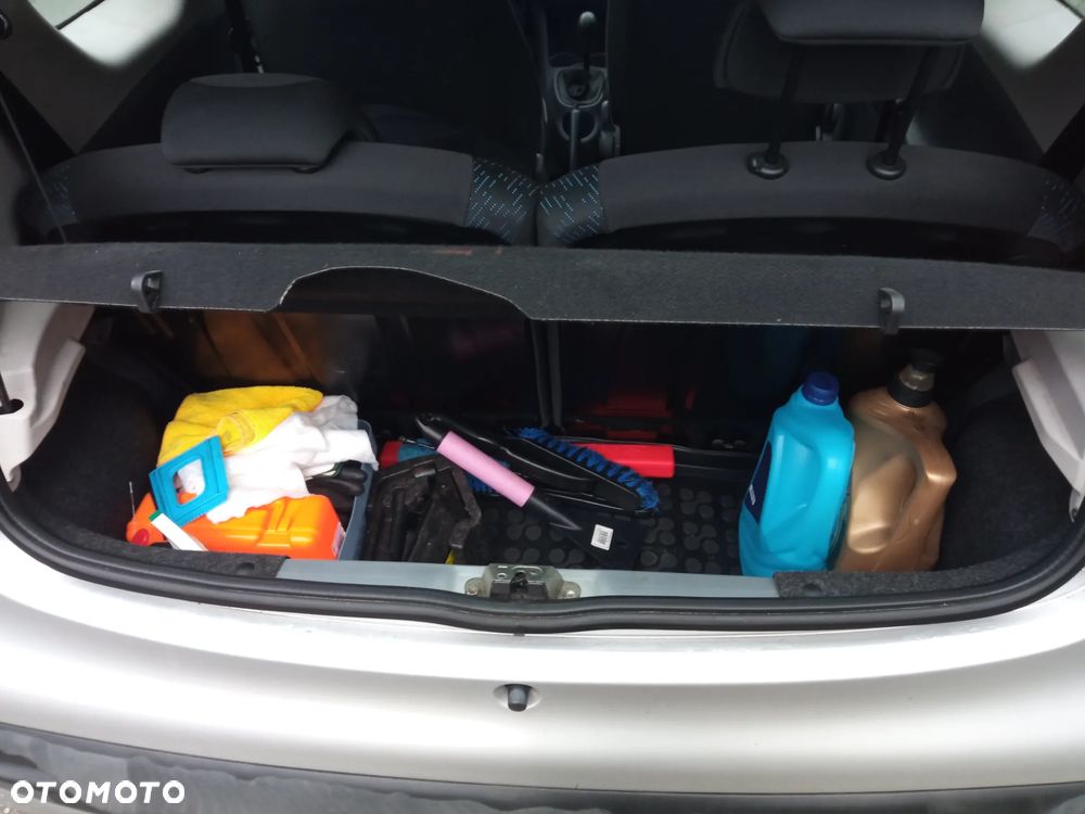 Peugeot 107 1.0 Urban Move - 19