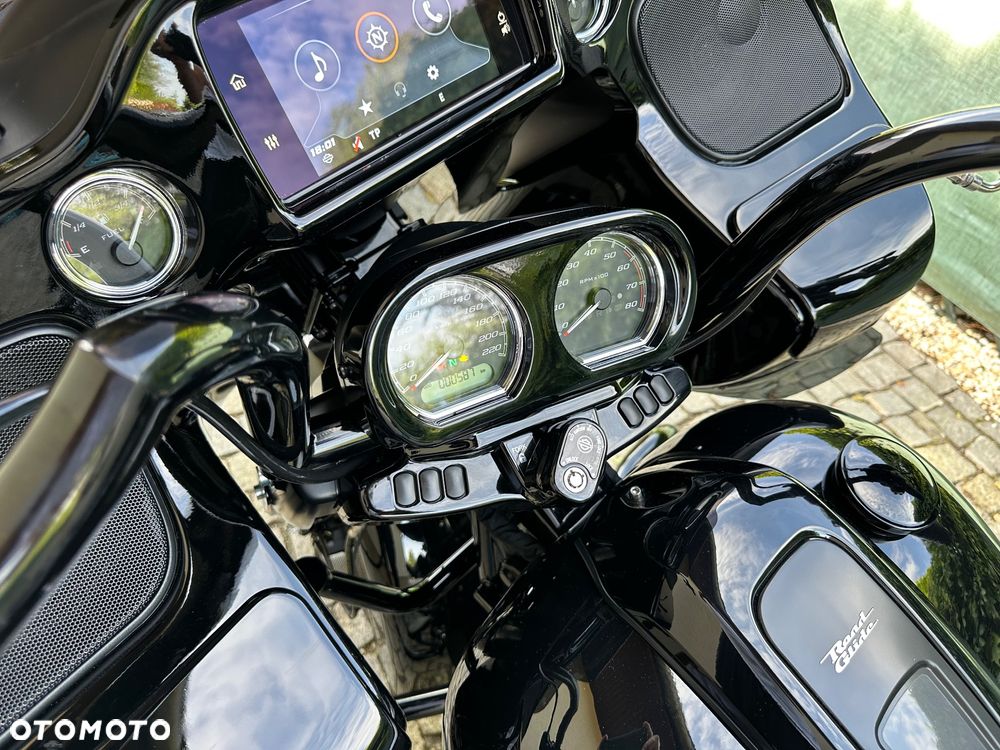Harley-Davidson Touring Road Glide - 10