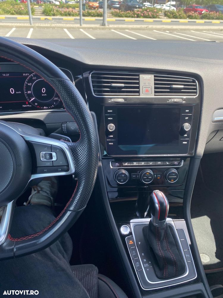 Volkswagen Golf GTI TCR 2.0 TSI OPF DSG - 18