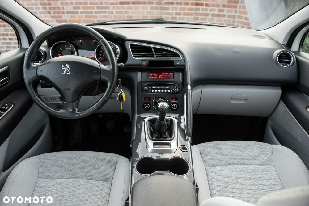 Peugeot 3008 120 VTi Premium - 6