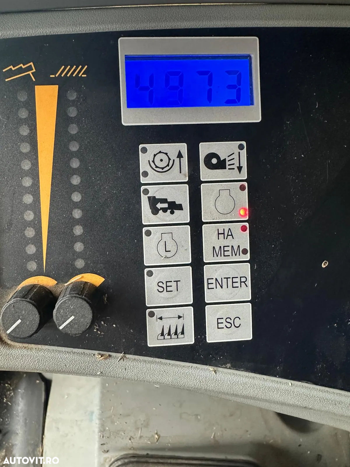 New Holland TC 5070 - 8